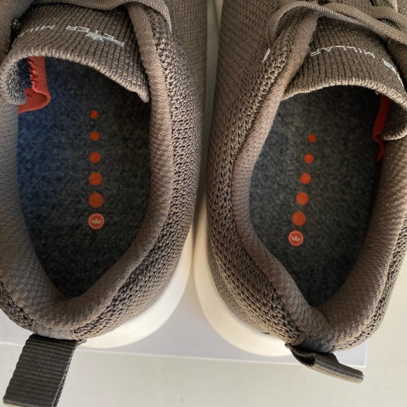 EUC Peter Millar Hyperlight Glide Sneaker Olive Green Doli Golf Shoe Men 8 Box - Picture 10 of 16